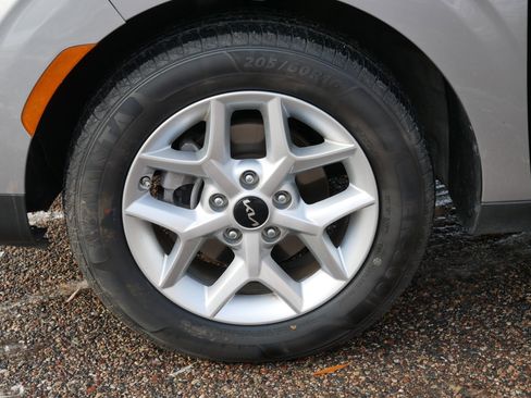 Certified 2024 Kia Soul LX w/ Option Group 015 image 15