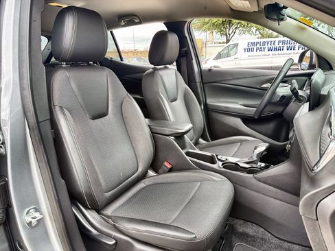 Used 2025 Buick Encore GX Preferred FWD image 23