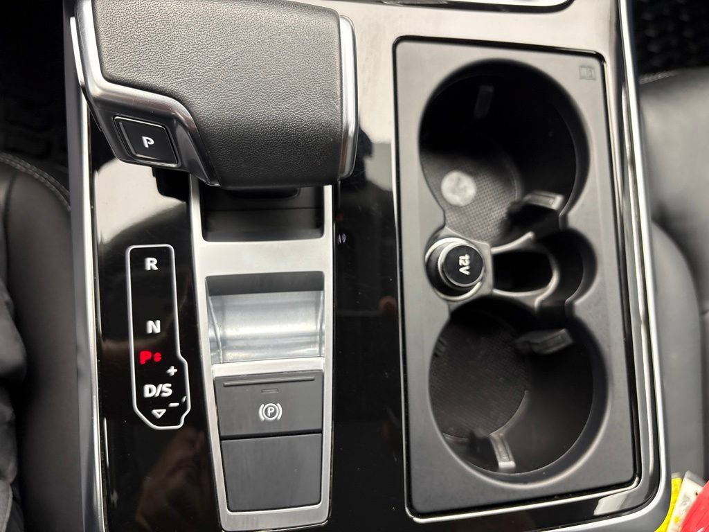 Certified 2023 Audi Q8 Premium AWD/4WD image 37