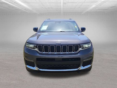 Used 2022 Jeep Grand Cherokee L Limited AWD/4WD image 3