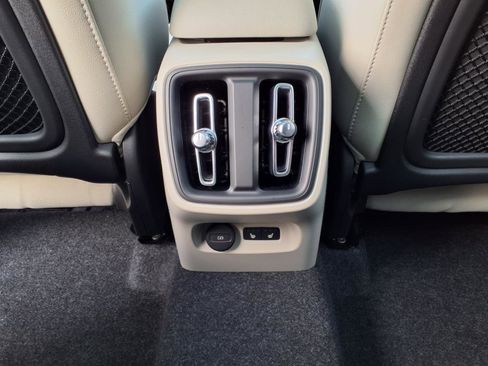 New 2025 Volvo XC40 B5 Plus w/ Protection Package Premier image 9