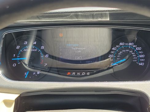 Used 2015 Ford Taurus SE FWD image 20