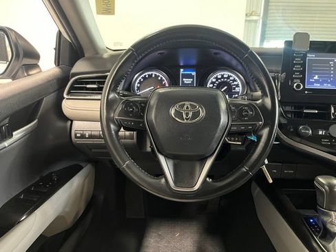 Used 2024 Toyota Camry SE FWD image 21