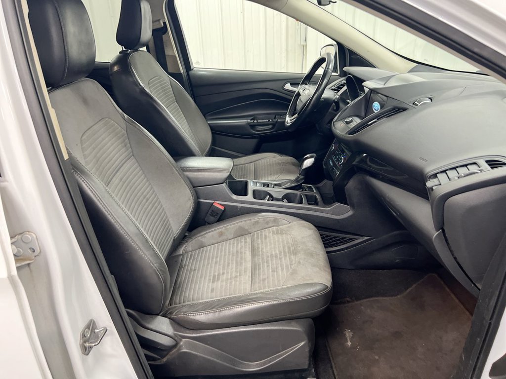Used 2019 Ford Escape SE FWD image 21