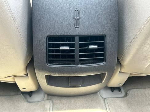 Used 2015 Lincoln MKX FWD w/ Equipment Group 102A image 15