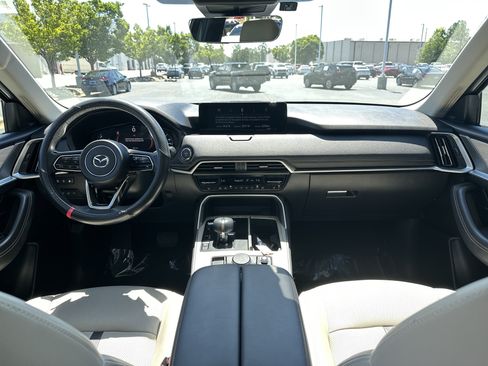 Used 2024 MAZDA CX-90 Plug-In Hybrid w/ Premium Pkg AWD/4WD image 30