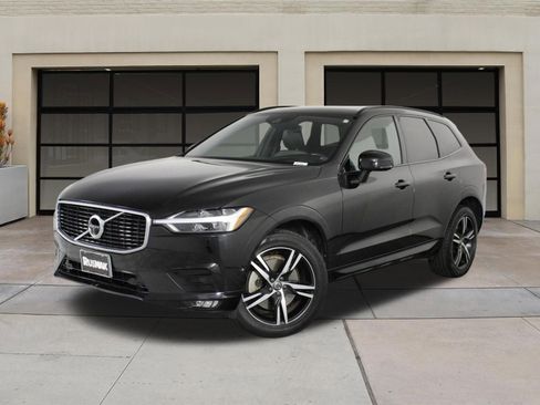 Used 2020 Volvo XC60 T6 R-Design image 3
