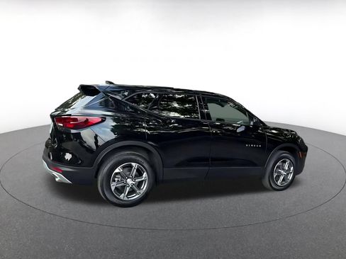 Used 2026 Chevrolet Blazer LT FWD image 14