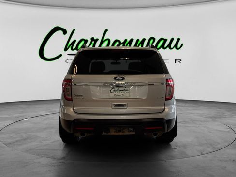 Used 2015 Ford Explorer Limited w/ Equipment Group 301A AWD/4WD image 4
