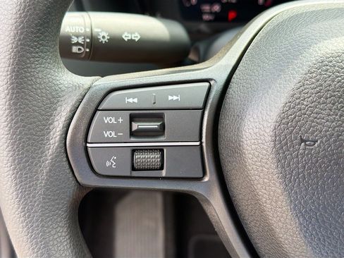Used 2023 Honda Accord LX image 13