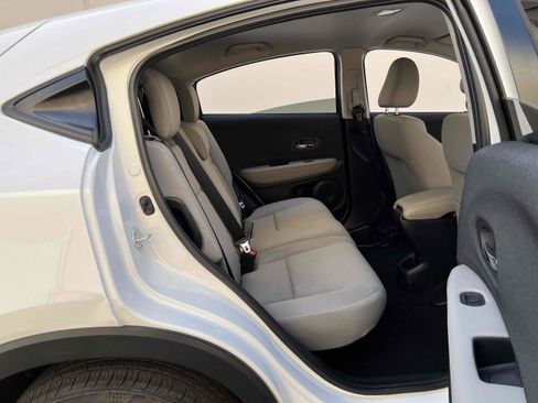 Used 2022 Honda HR-V LX image 65