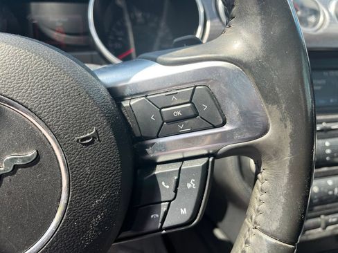 Used 2018 Ford Mustang GT w/ GT Performance Package RWD image 11
