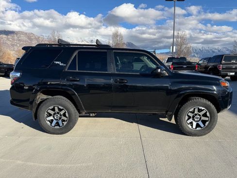 Used 2019 Toyota 4Runner TRD Off Road 4x4 4dr SUV image 2