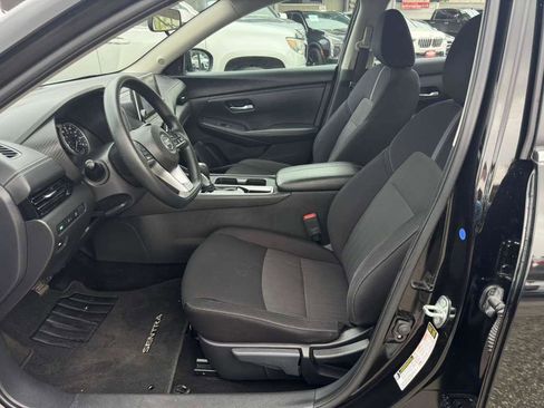 Used 2023 Nissan Sentra SV image 8