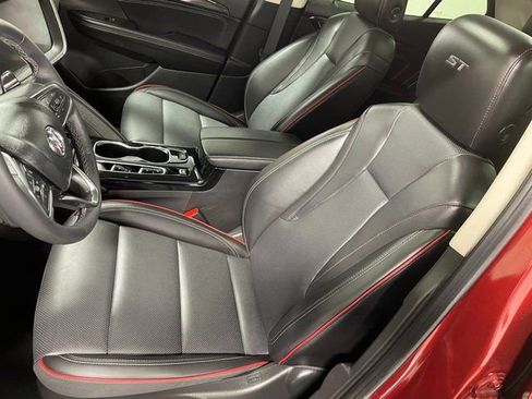 Used 2023 Buick Envision Essence w/ Sport Touring Package AWD/4WD image 12