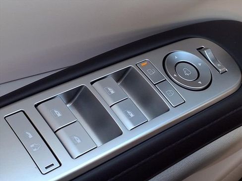 Used 2026 Hyundai Palisade Calligraphy image 24