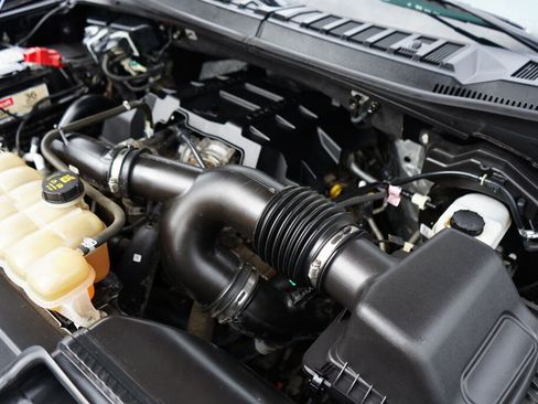 Used 2018 Ford F150 XL w/ Equipment Group 101A Mid image 9