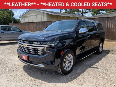 Used 2023 Chevrolet Suburban Premier AWD/4WD image 3