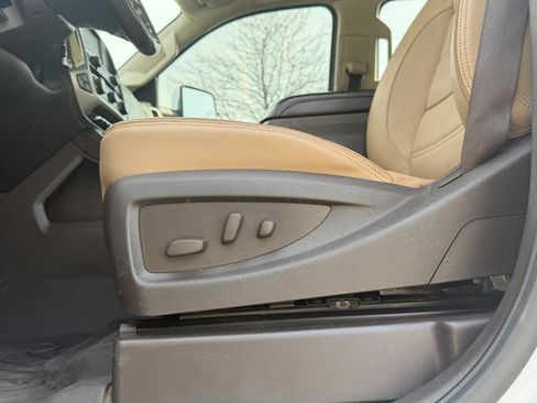 Used 2018 GMC Sierra 3500 Denali w/ Duramax Plus Package image 44