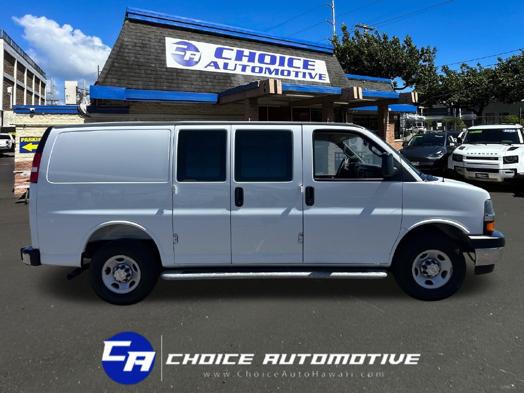 Used 2025 Chevrolet Express 2500 w/ Driver Convenience Package RWD image 9