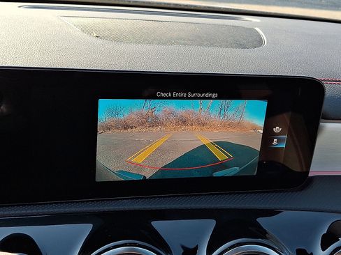 Used 2023 Mercedes-Benz CLA 250 4MATIC image 18