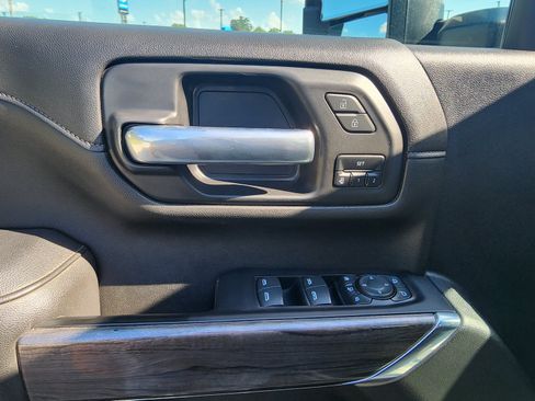 Certified 2022 Chevrolet Silverado 2500 LTZ w/ Gooseneck/5TH Wheel Package AWD/4WD image 12