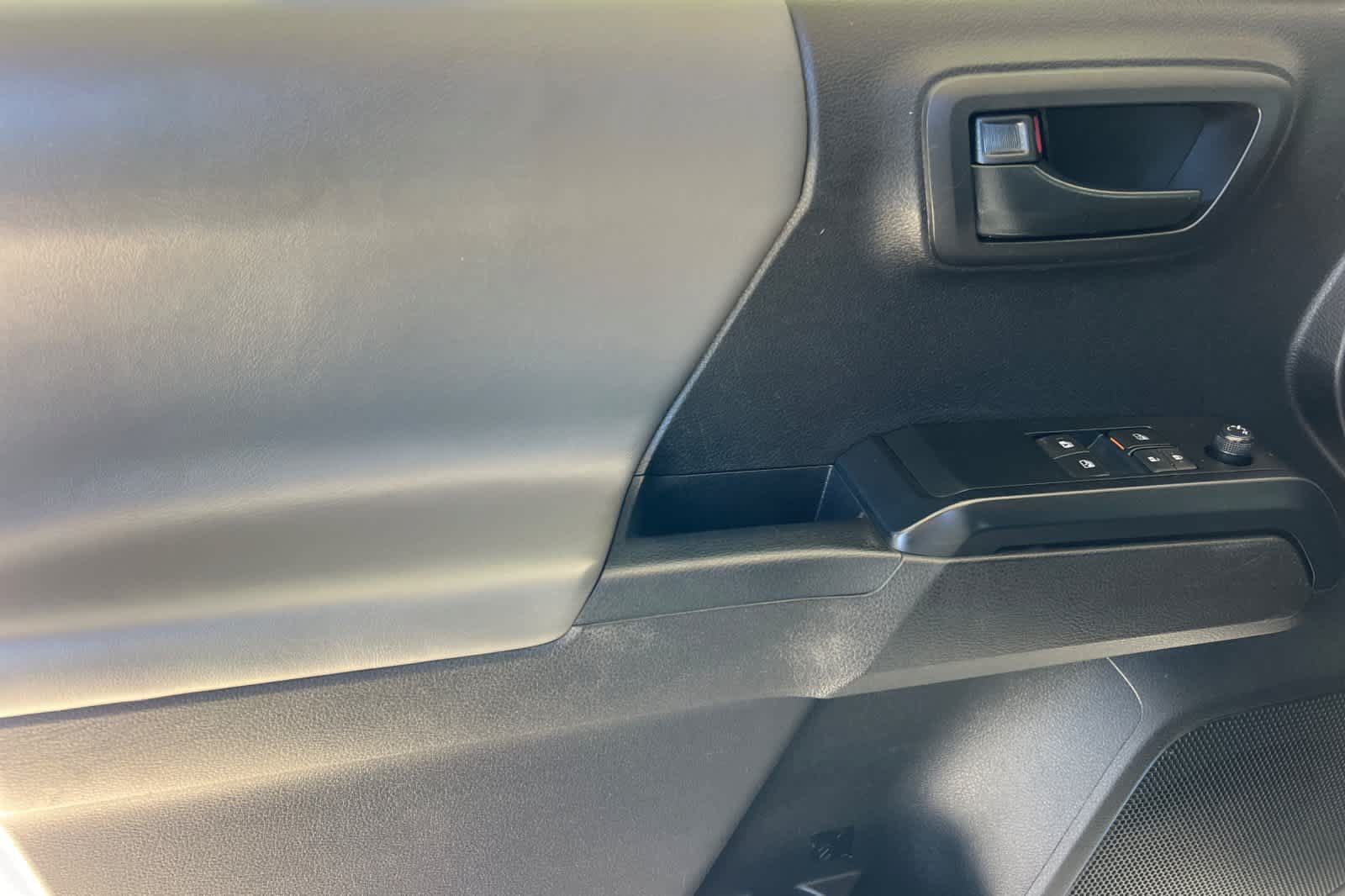 Certified 2022 Toyota Tacoma SR RWD image 12
