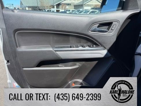 Used 2018 Chevrolet Colorado ZR2 image 16