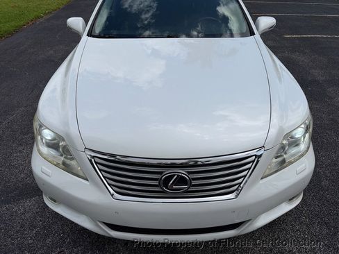Used 2010 Lexus LS 460 RWD image 23