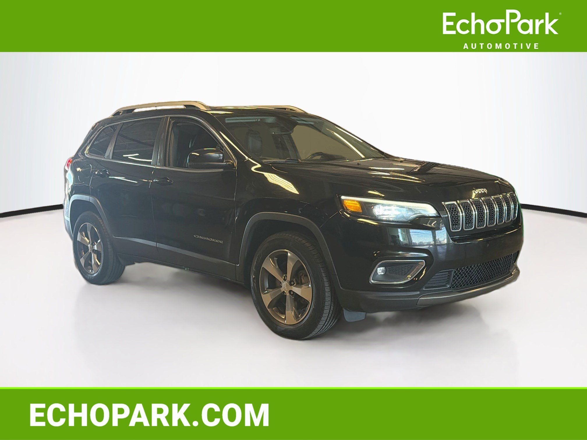 Used 2019 Jeep Cherokee Limited AWD/4WD image 1
