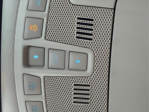 Used 2022 Ford Expedition Max Limited image 34