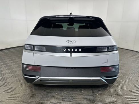 Used 2024 Hyundai Ioniq 5 SEL image 4