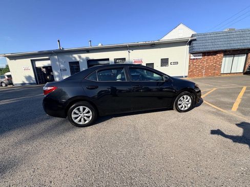 Used 2014 Toyota Corolla LE FWD image 22