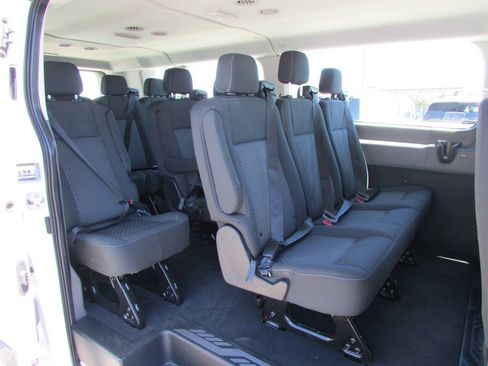 Used 2023 Ford Transit 350 XLT RWD image 26