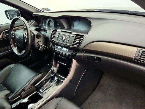 Used 2017 Honda Accord Sport Special Edition image 24