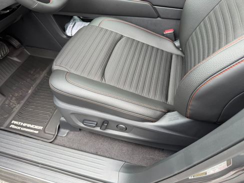 New 2026 Nissan Pathfinder Rock Creek AWD/4WD image 13