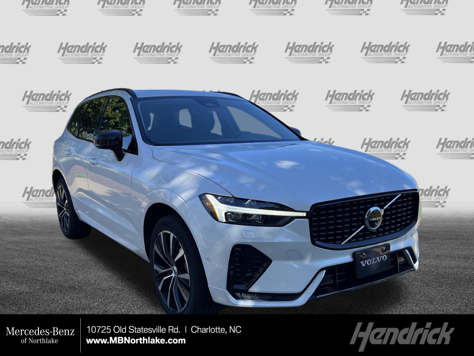 Used 2025 Volvo XC60 B5 Plus AWD/4WD image 1