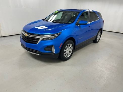 Used 2024 Chevrolet Equinox LT AWD/4WD image 2