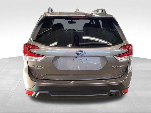 Used 2023 Subaru Forester Premium AWD/4WD image 25