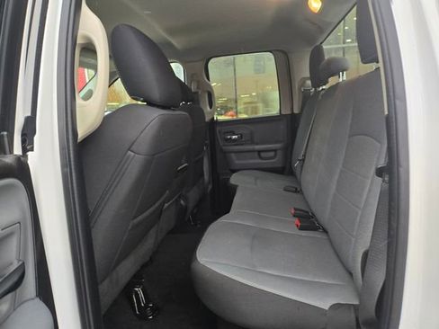 Used 2024 RAM 1500 Classic SLT image 17