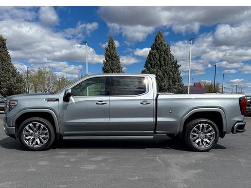 New 2026 GMC Sierra 1500 Denali w/ Denali Reserve Package AWD/4WD image 4