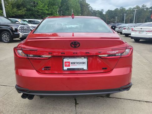 Used 2025 Toyota Camry SE w/ Convenience Package AWD/4WD image 5