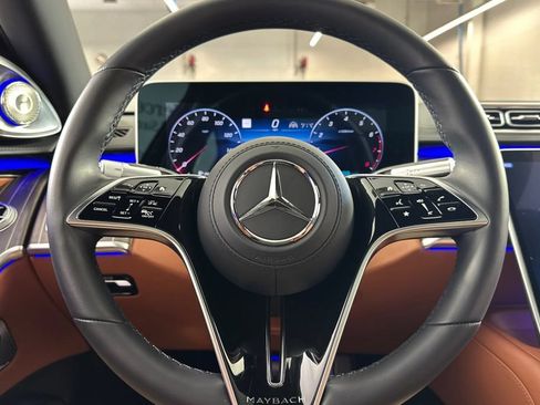 Certified 2022 Mercedes-Benz Maybach S 580 4MATIC image 28