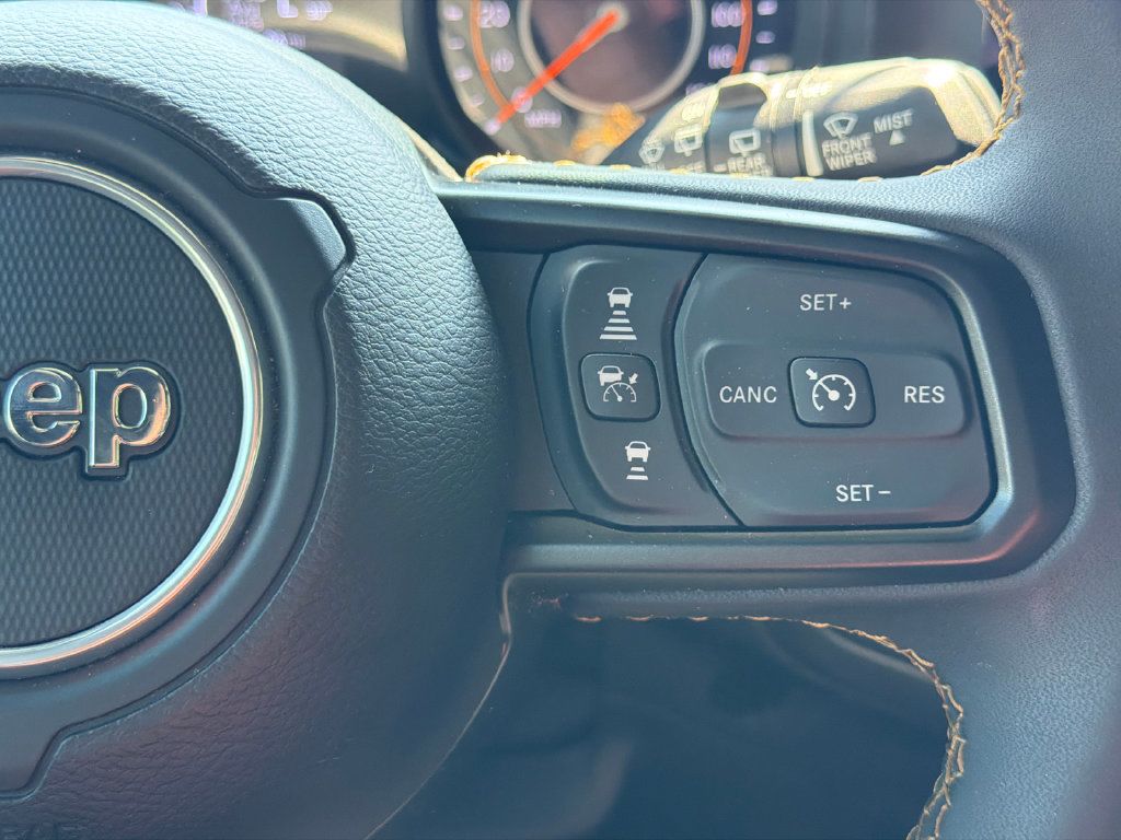 Used 2024 Jeep Wrangler Unlimited Sport AWD/4WD image 30
