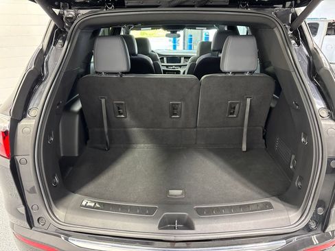 Used 2023 Buick Enclave Essence w/ Experience Buick Package AWD/4WD image 46