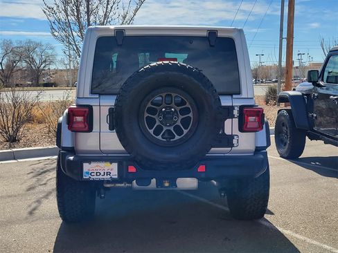 Used 2022 Jeep Wrangler Unlimited Rubicon w/ Xtreme Recon 35" Tire Package image 5