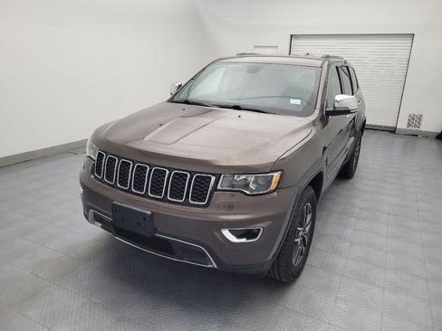 Used 2018 Jeep Grand Cherokee Limited AWD/4WD image 15