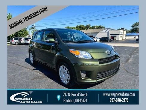 Used 2011 Scion xD FWD image 1