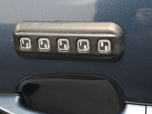 Used 2019 Ford Transit Connect XLT image 13