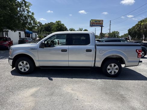 Used 2020 Ford F150 XLT w/ Trailer Tow Package RWD image 2